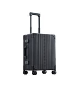 Domestic Carry-On 21" Koffer in Onyx