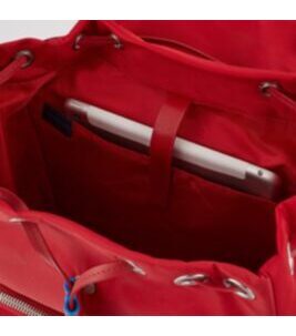 Ryan - Damenrucksack aus rezykliertem Stoff mit iPad®-Fach in rot