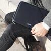 Taschen Organizer Laloo - Clever Tablet Clutch in Schwarz/Grau 4