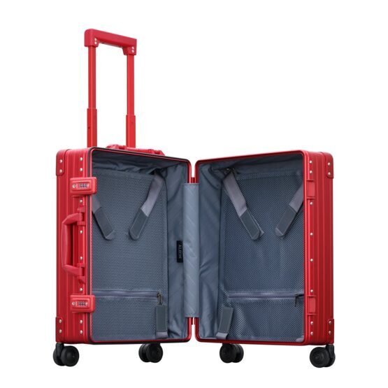 Domestic Carry-On 21&quot; Koffer in Rubin