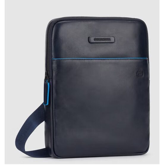 Blue Square - iPad Crossbody Bag Blau