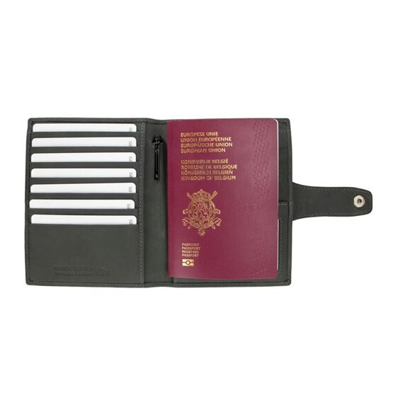 AirTag Passport Holder, Carbon Black